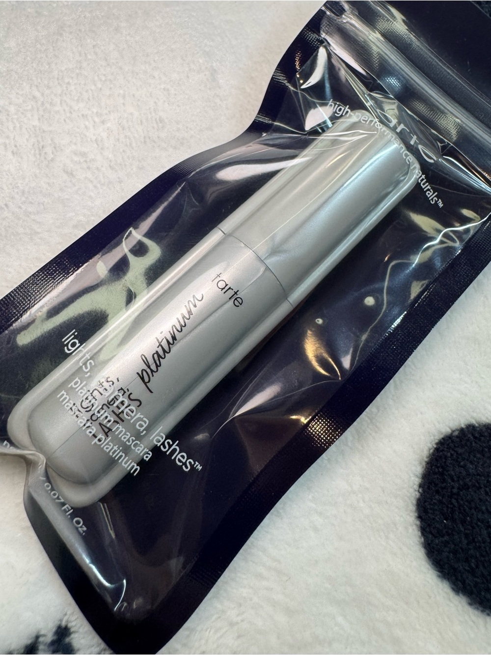 Tarte Lights, Camera, Lashes™ Platinum Volumizing Mascara Mini - Picture 3 of 3